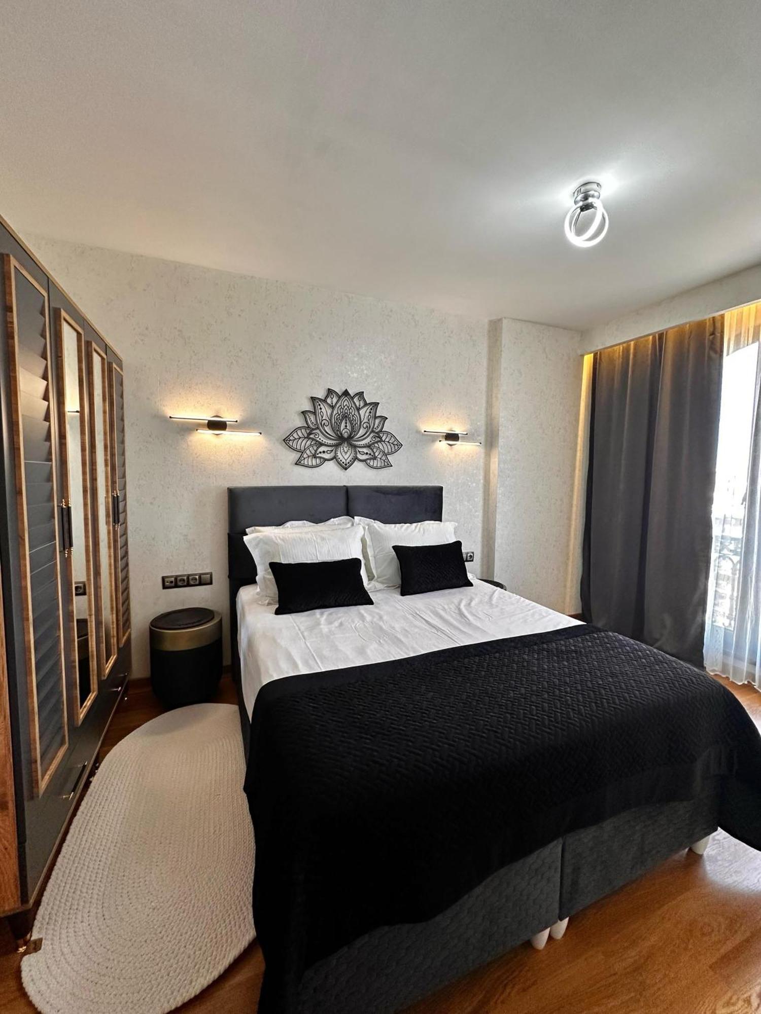 Sabiha Gokcen Hotel Istanbul Houses ภายนอก รูปภาพ