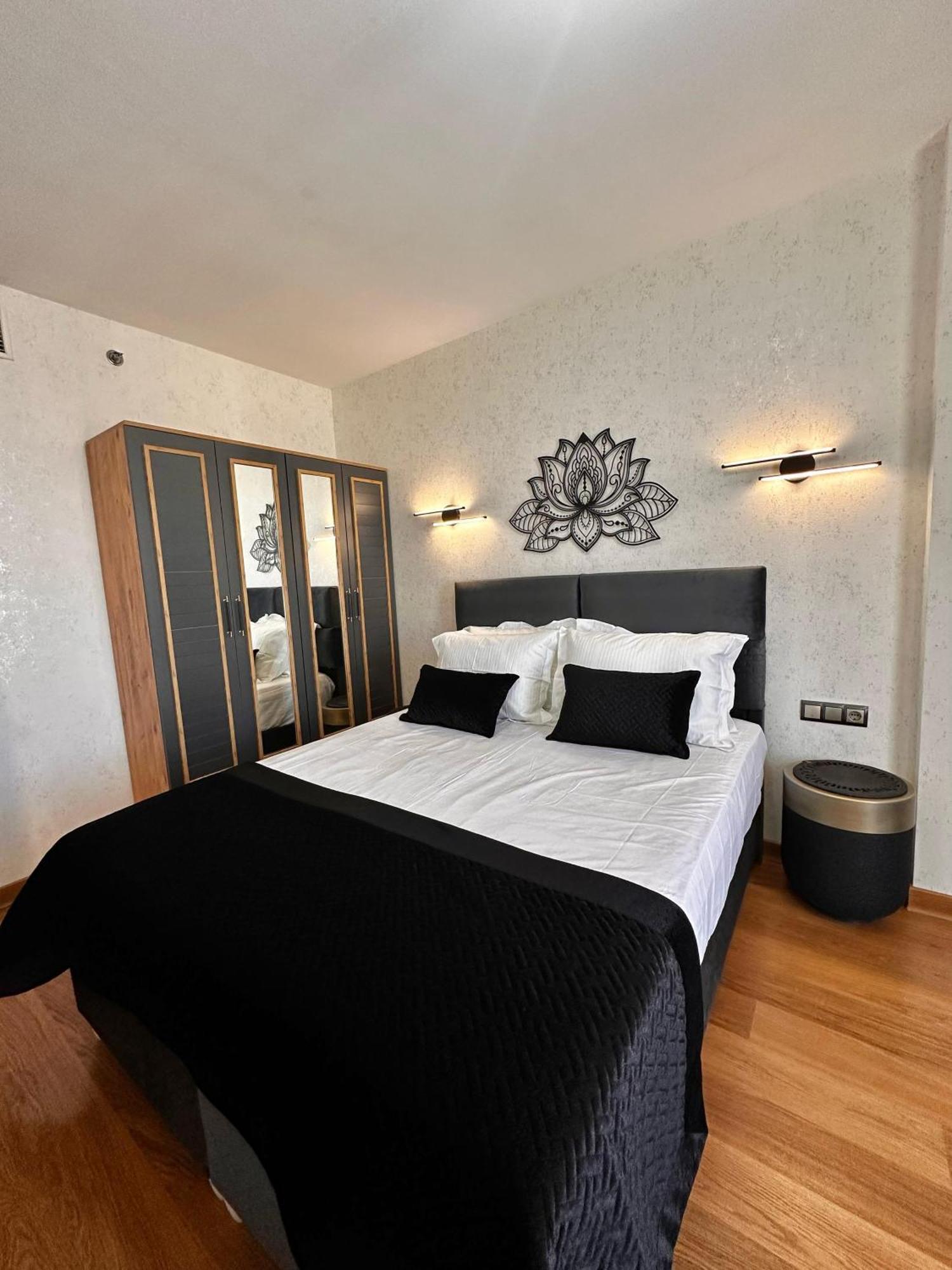 Sabiha Gokcen Hotel Istanbul Houses ภายนอก รูปภาพ