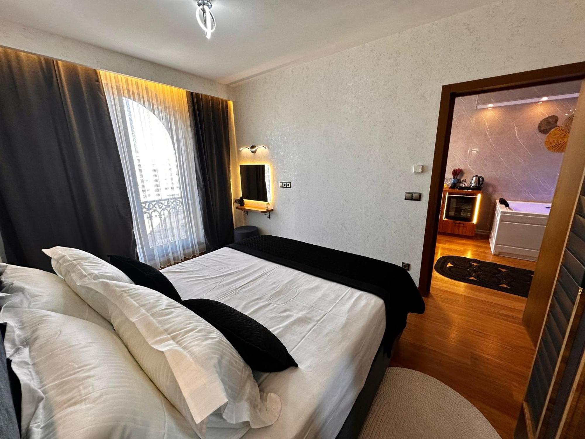 Sabiha Gokcen Hotel Istanbul Houses ภายนอก รูปภาพ