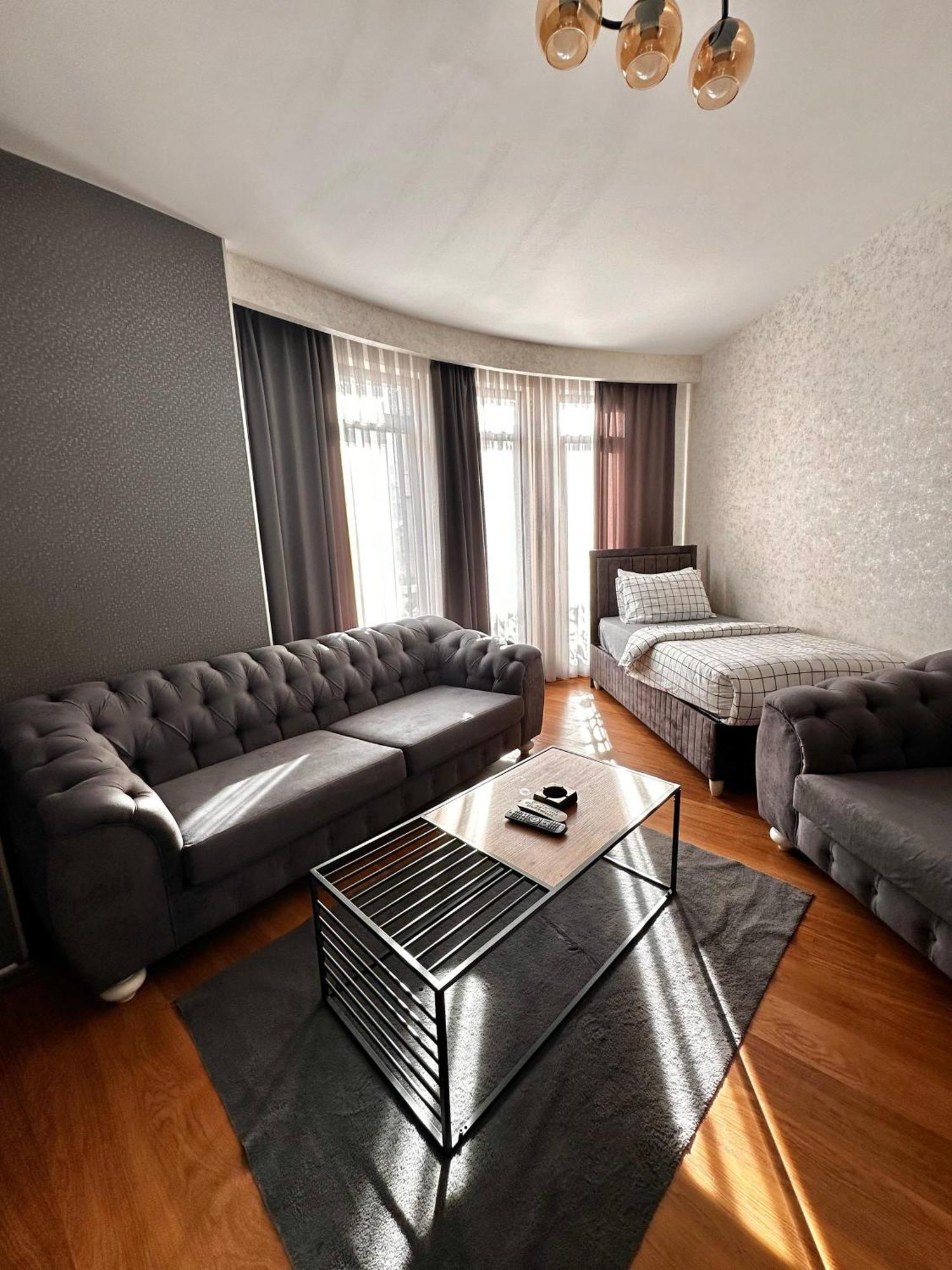 Sabiha Gokcen Hotel Istanbul Houses ภายนอก รูปภาพ