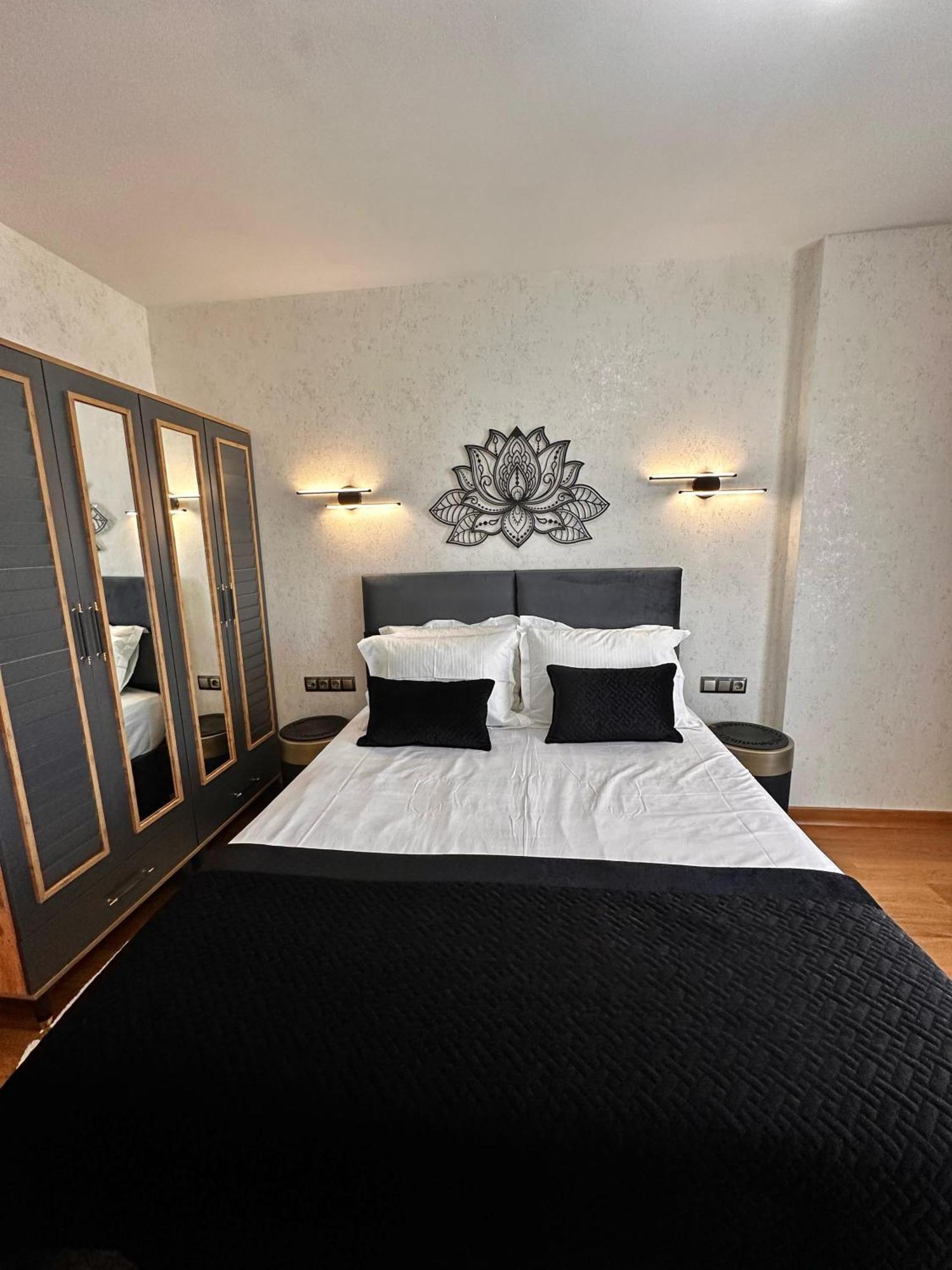 Sabiha Gokcen Hotel Istanbul Houses ภายนอก รูปภาพ